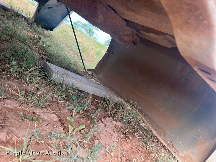 image for item DN3061 8'L Ford pickup truck bed