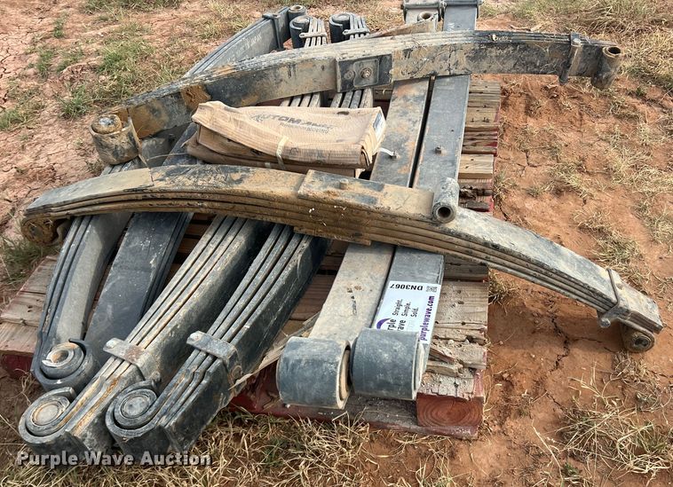 image for item DN3067 (4) sets of leaf springs