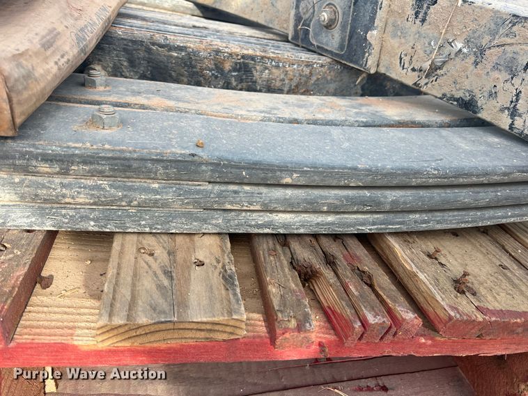 image for item DN3067 (4) sets of leaf springs