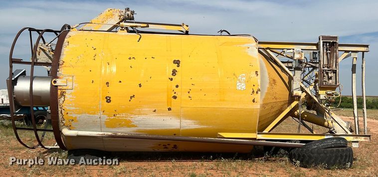 image for item DN3069 Cement silo