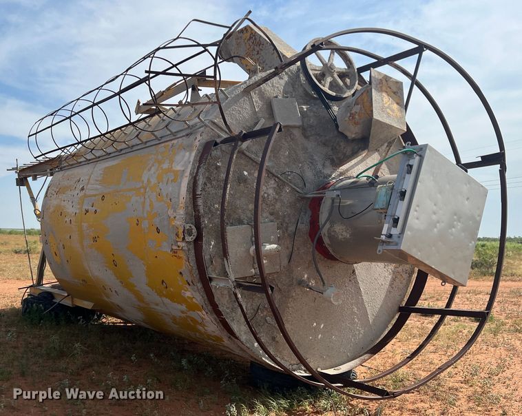 image for item DN3069 Cement silo