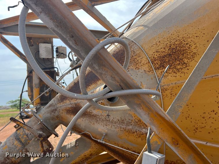 image for item DN3069 Cement silo