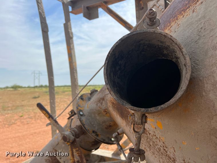 image for item DN3069 Cement silo