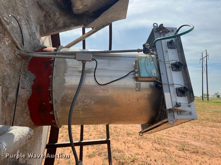 image for item DN3069 Cement silo