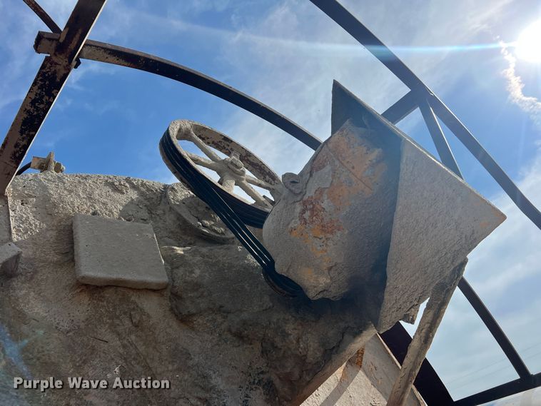 image for item DN3069 Cement silo