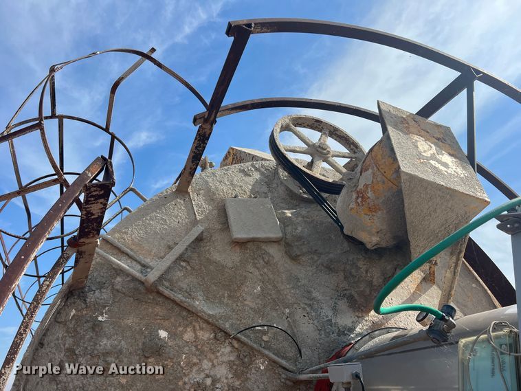 image for item DN3069 Cement silo