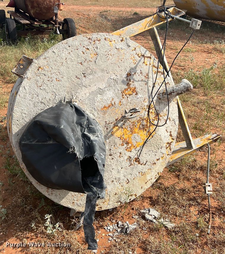 image for item DN3069 Cement silo