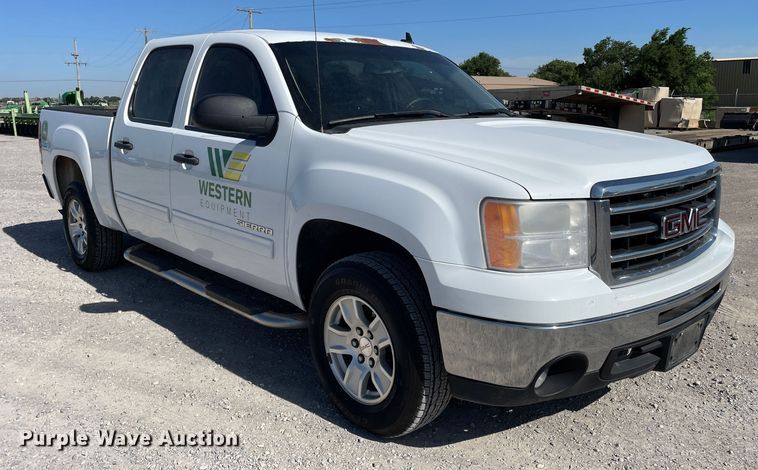 image for item DN4697 2013 GMC Sierra 1500  Crew Cab pickup truck