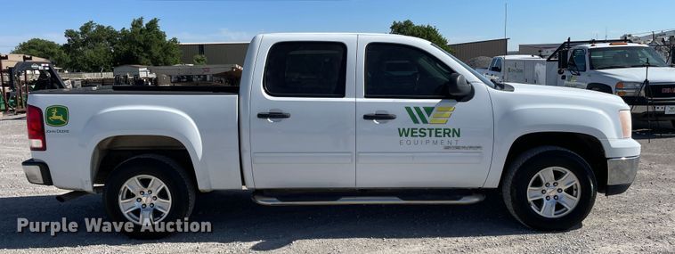 image for item DN4697 2013 GMC Sierra 1500  Crew Cab pickup truck