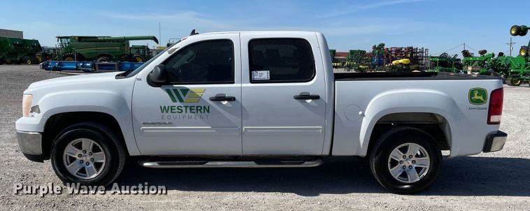 image for item DN4697 2013 GMC Sierra 1500  Crew Cab pickup truck