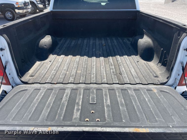 image for item DN4697 2013 GMC Sierra 1500  Crew Cab pickup truck