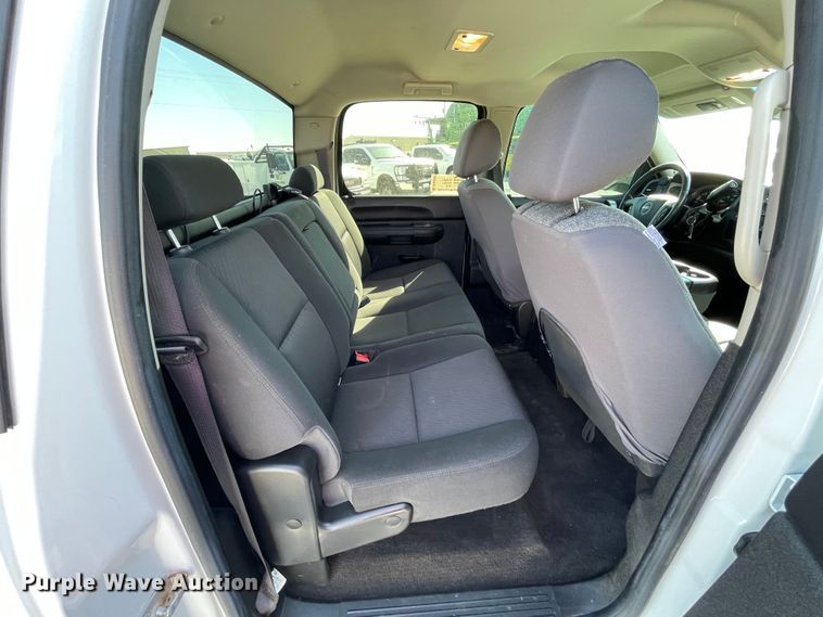 image for item DN4697 2013 GMC Sierra 1500  Crew Cab pickup truck