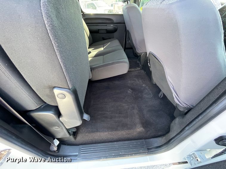 image for item DN4697 2013 GMC Sierra 1500  Crew Cab pickup truck