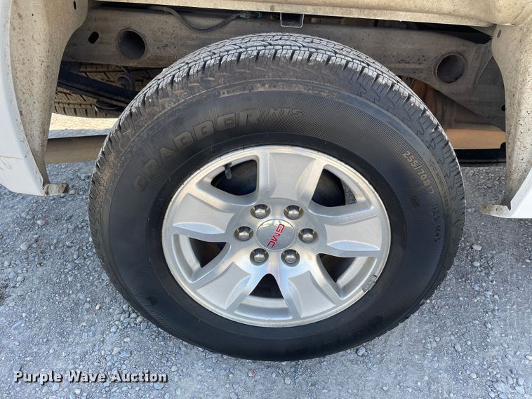 image for item DN4697 2013 GMC Sierra 1500  Crew Cab pickup truck