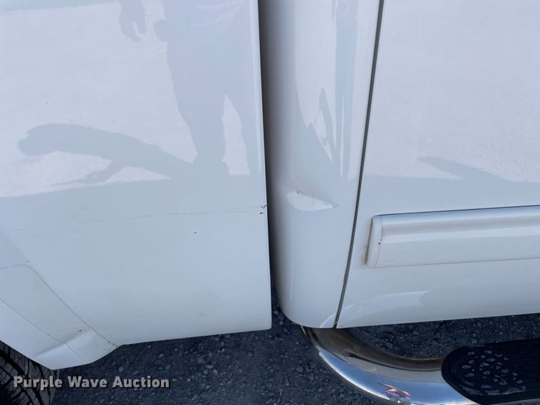 image for item DN4697 2013 GMC Sierra 1500  Crew Cab pickup truck