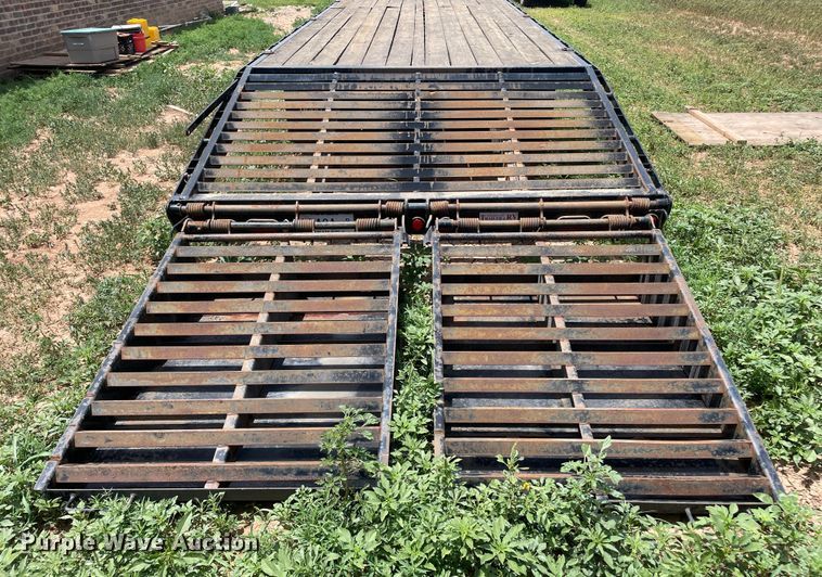 image for item DN4701 2019 PJ FD402  equipment trailer