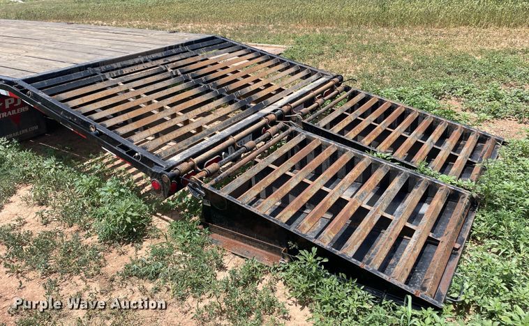 image for item DN4701 2019 PJ FD402  equipment trailer