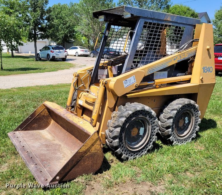image for item DN8539 1998 Case 1840  skid steer loader