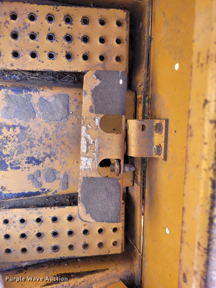 image for item DN8539 1998 Case 1840  skid steer loader