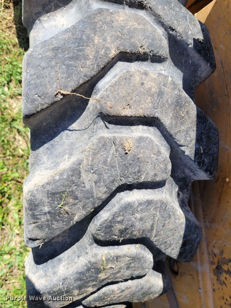 image for item DN8539 1998 Case 1840  skid steer loader