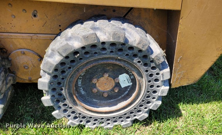 image for item DN8539 1998 Case 1840  skid steer loader