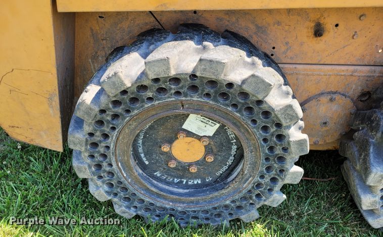 image for item DN8539 1998 Case 1840  skid steer loader