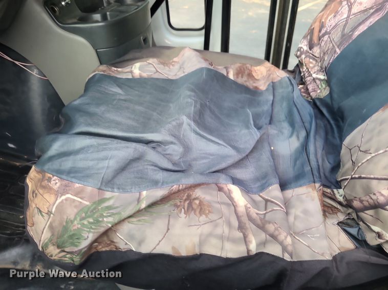 image for item DN8540 2000 GMC Savana G3500  shuttle bus