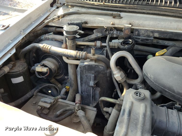 image for item DN8541 1997 Ford E350  shuttle bus