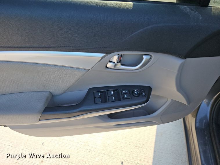 image for item DO2742 2013 Honda Civic