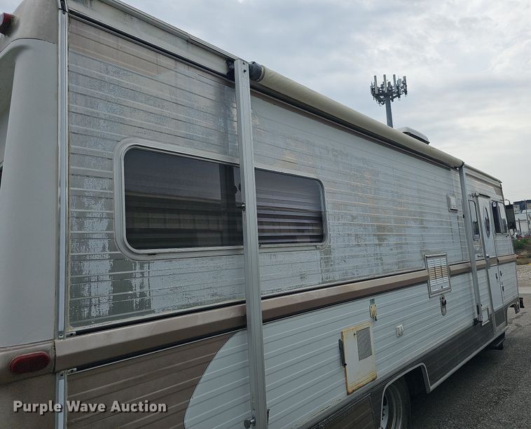 image for item DO2774 1977 Dodge Fargo The Diplomat II  RV