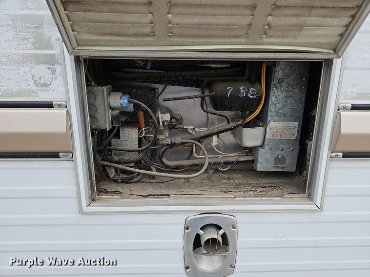 image for item DO2774 1977 Dodge Fargo The Diplomat II  RV