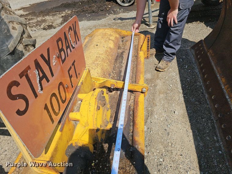 image for item DO2778 90"W flail mower