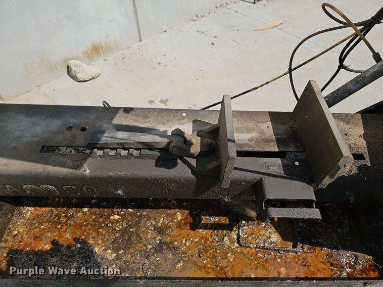 image for item DO2779 Ramco RS100P  bandsaw