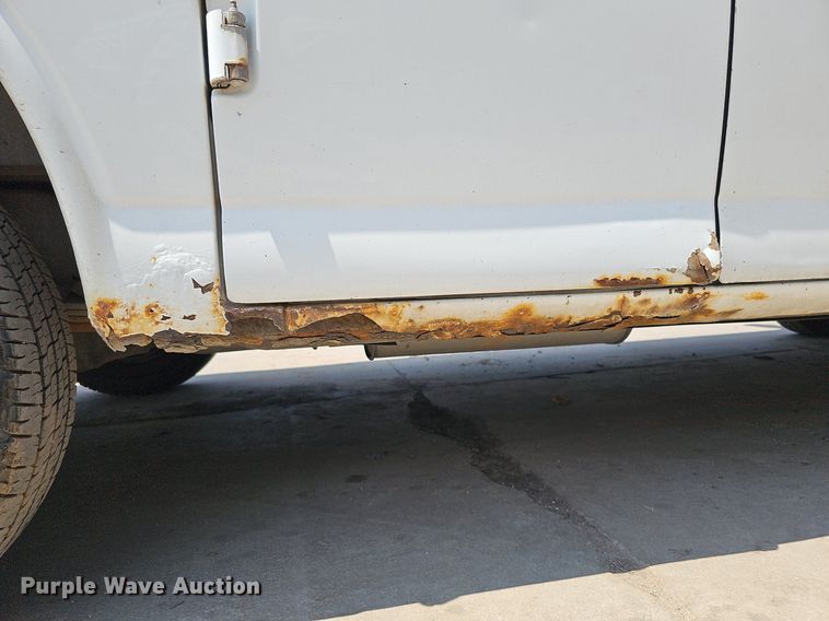 image for item DO2784 2000 Chevrolet Express 2500  van