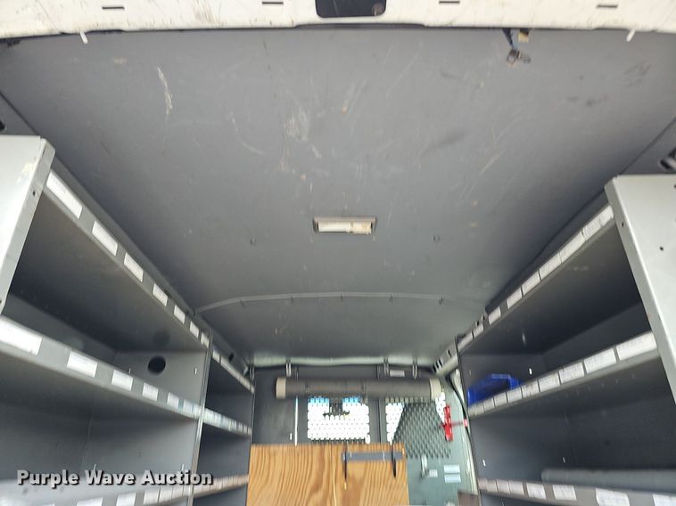 image for item DO2784 2000 Chevrolet Express 2500  van