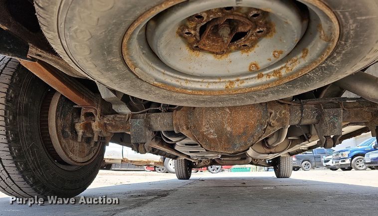 image for item DO2784 2000 Chevrolet Express 2500  van