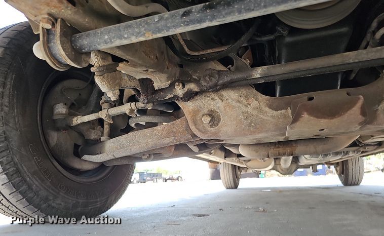 image for item DO2784 2000 Chevrolet Express 2500  van