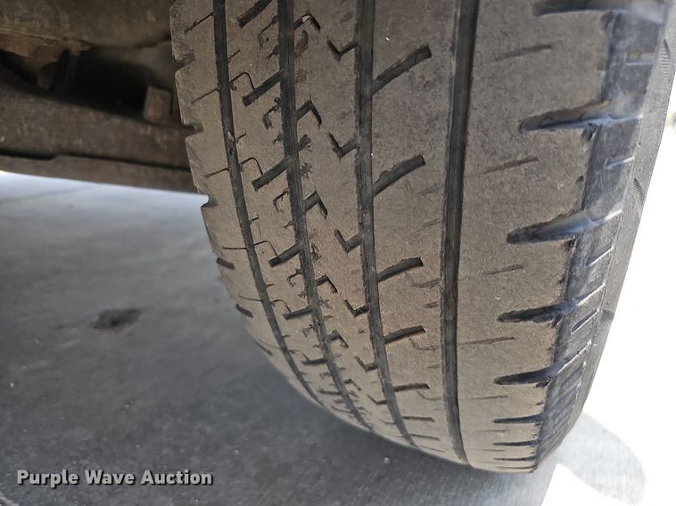 image for item DO2784 2000 Chevrolet Express 2500  van