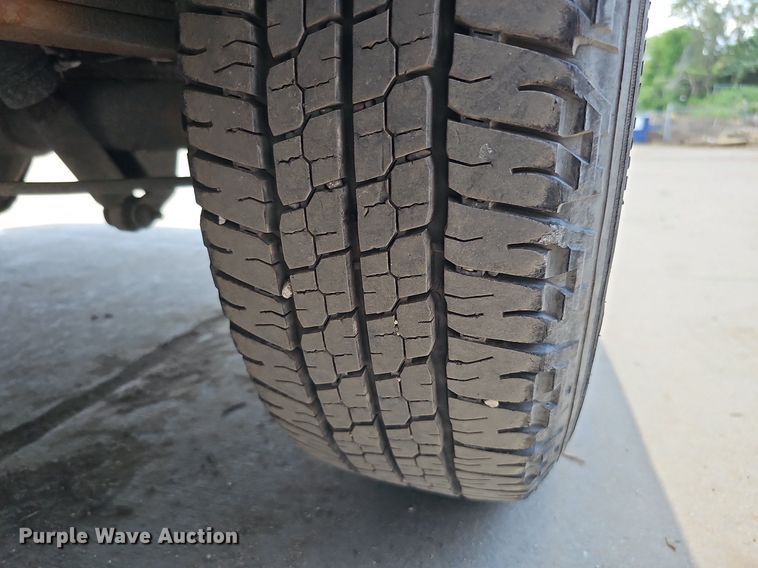 image for item DO2784 2000 Chevrolet Express 2500  van