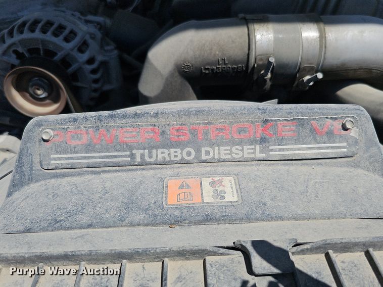 image for item DO2794 2006  Ford F350 Super Duty XLT  ambulance