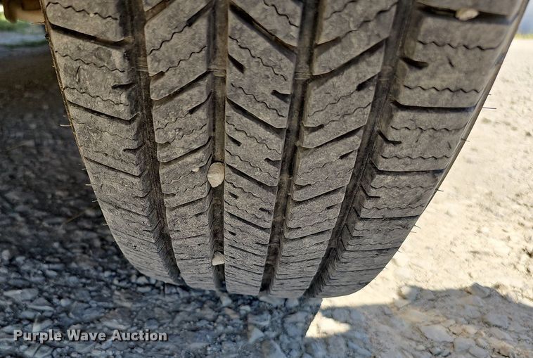 image for item DO2794 2006  Ford F350 Super Duty XLT  ambulance