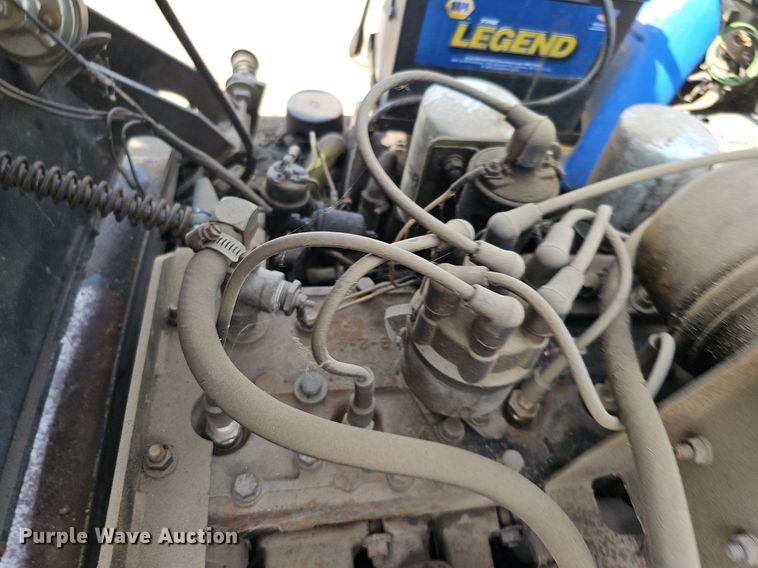 image for item DO2806 Clark C500-S100  forklift