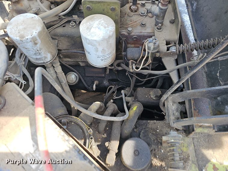 image for item DO2806 Clark C500-S100  forklift