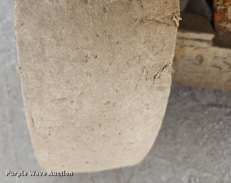 image for item DO2808 1995 SkyJack SJII 3220  scissor lift