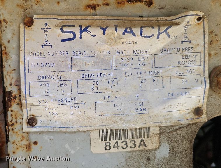 image for item DO2808 1995 SkyJack SJII 3220  scissor lift