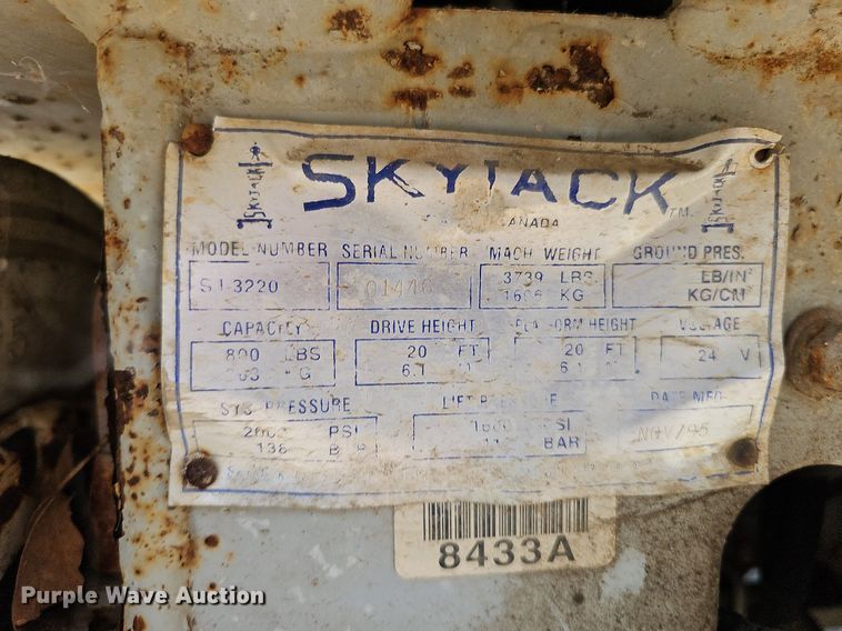 image for item DO2808 1995 SkyJack SJII 3220  scissor lift