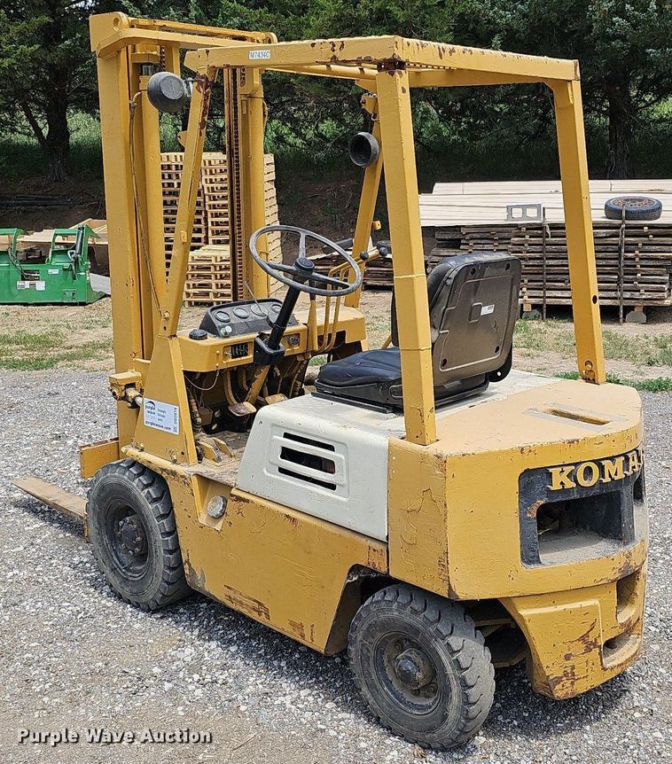 image for item DO2819 Komatsu FG14L-12  forklift