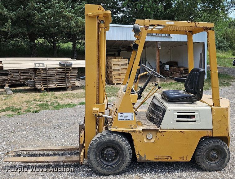 image for item DO2819 Komatsu FG14L-12  forklift