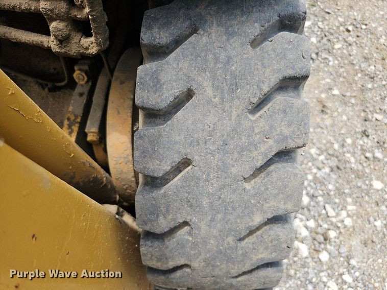 image for item DO2819 Komatsu FG14L-12  forklift