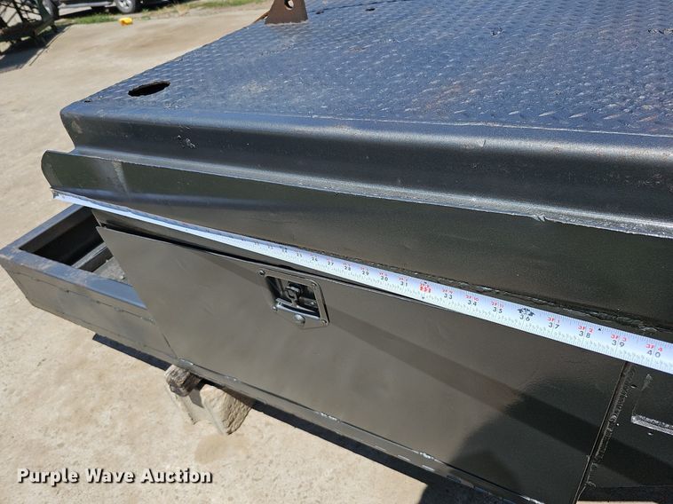 image for item DO2833 Steel winch truck bed